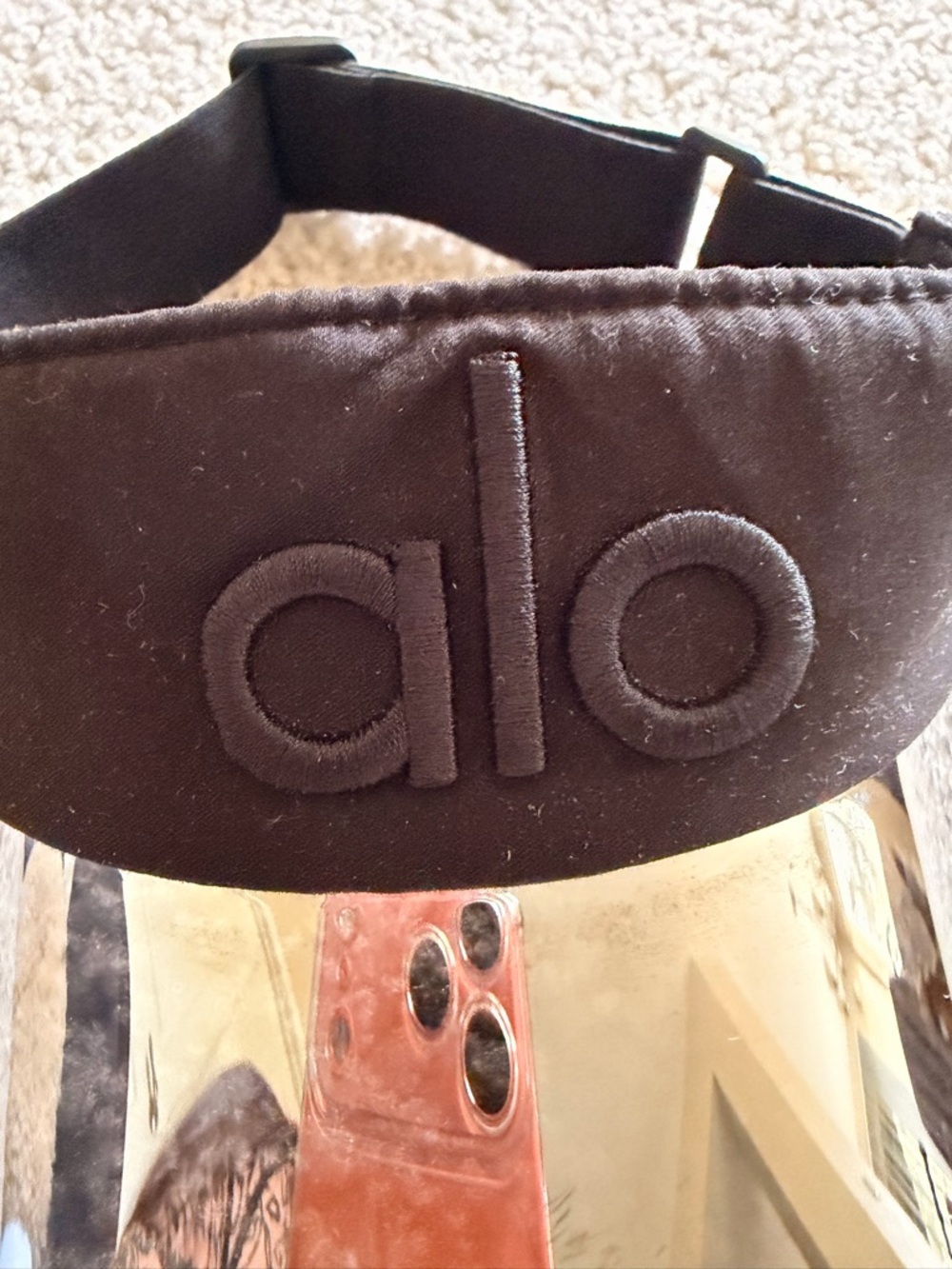 ALO Yoga Black and Gold Mirrored Visor - Picture 7 of 9